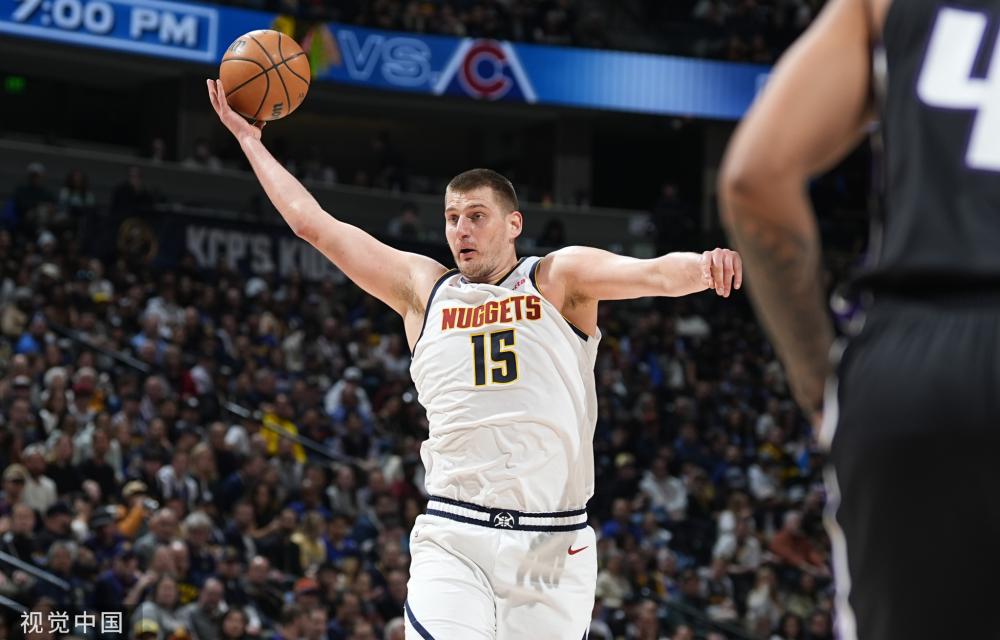 士缔造的 士缔造的